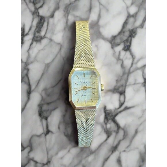 Armitron E. Gluck Corp 25/4136 Gold Tone Quartz Movement Ladies Mesh Band Wrist